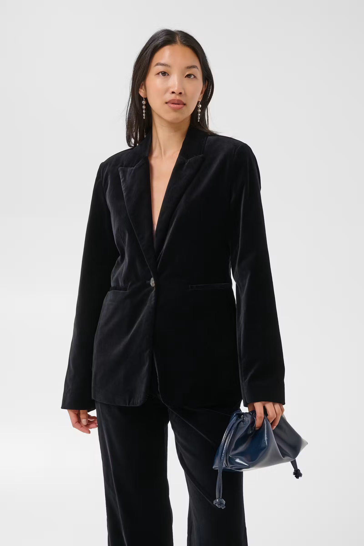 Dahlia Stretch Black Velvet Jacket