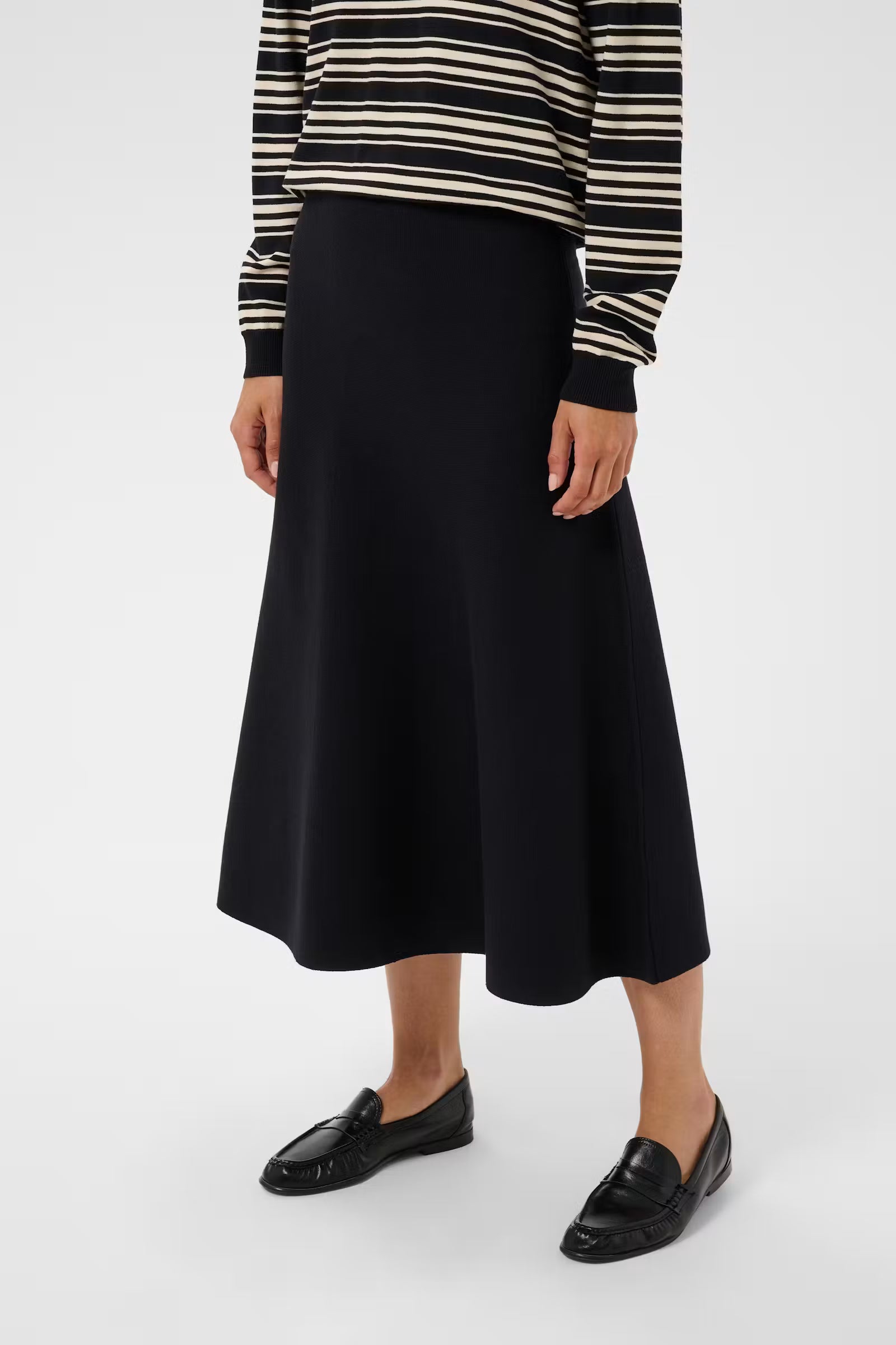 Vikesa Flared Knit Skirt