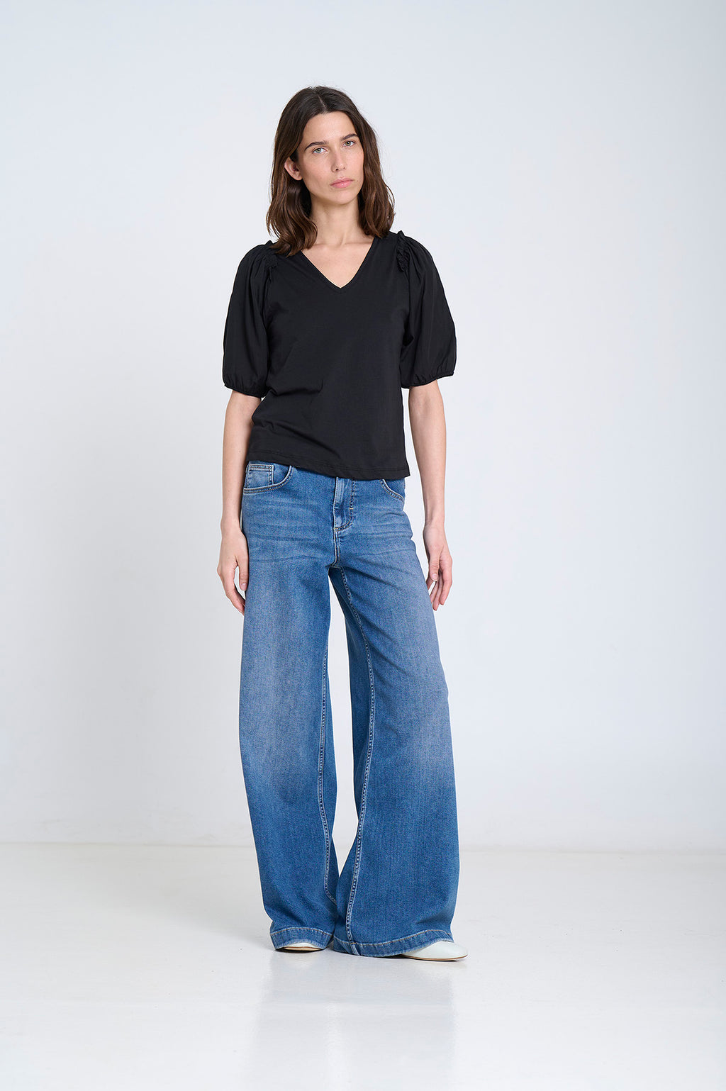 Cotton Voile 3/4 Puff Sleeve Vneck Top