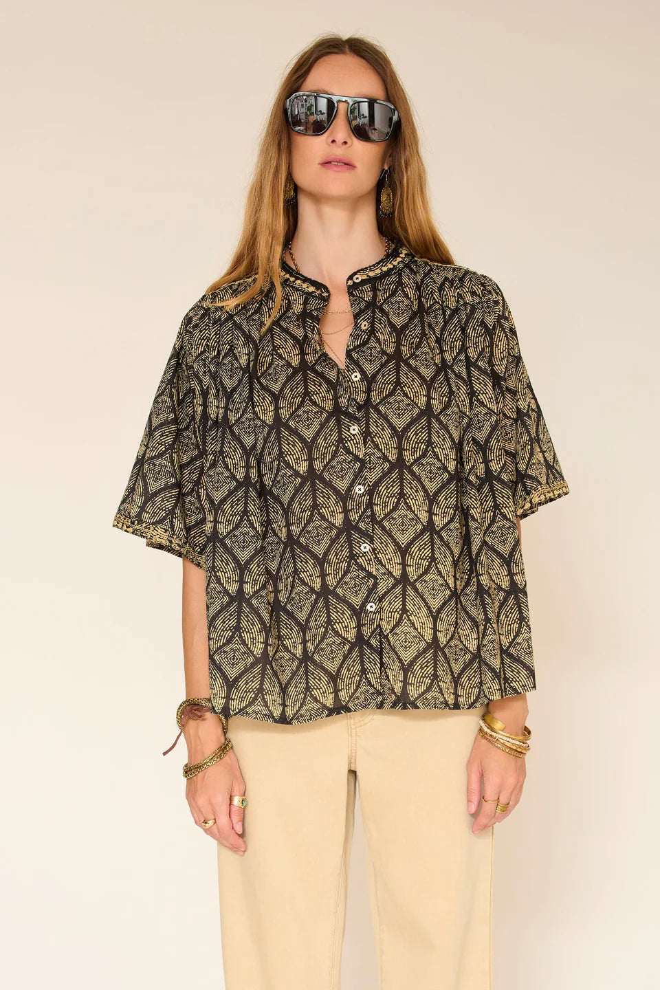 Cabilly Blouse in Black