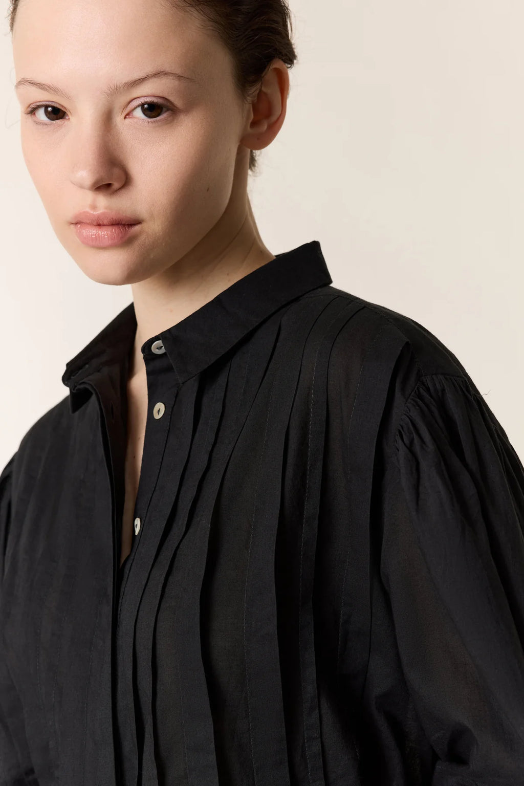 Chimi Shirt | Relaxed Fit Cotton Pleated Button Down