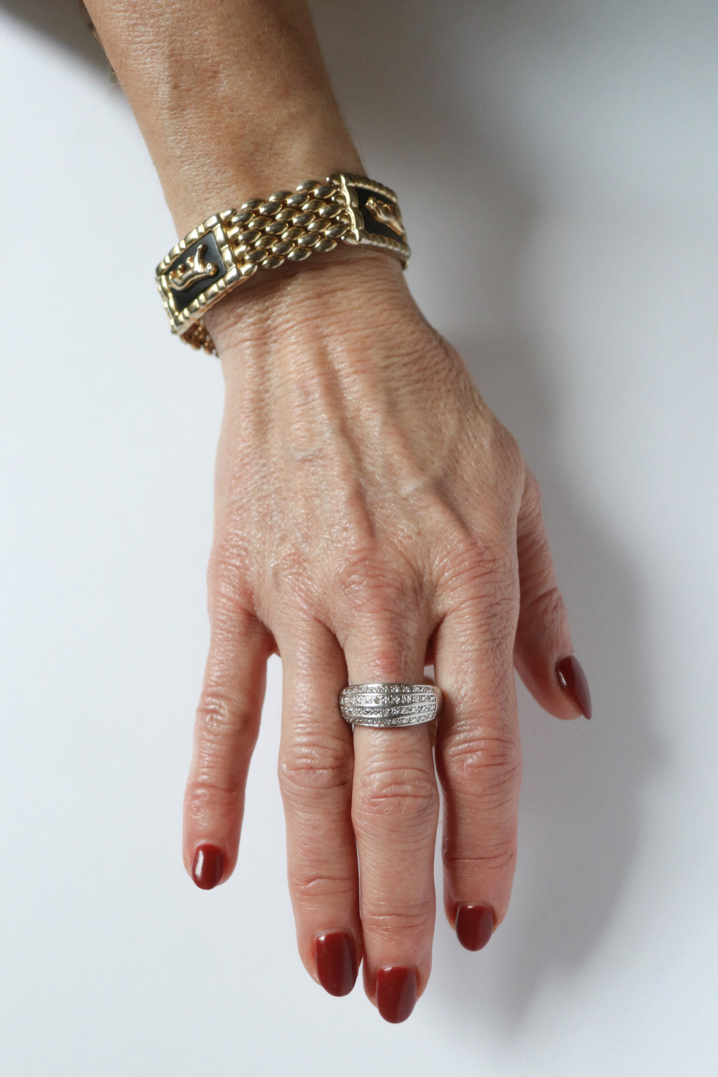 Vintage Lion Black Plate Bracelet