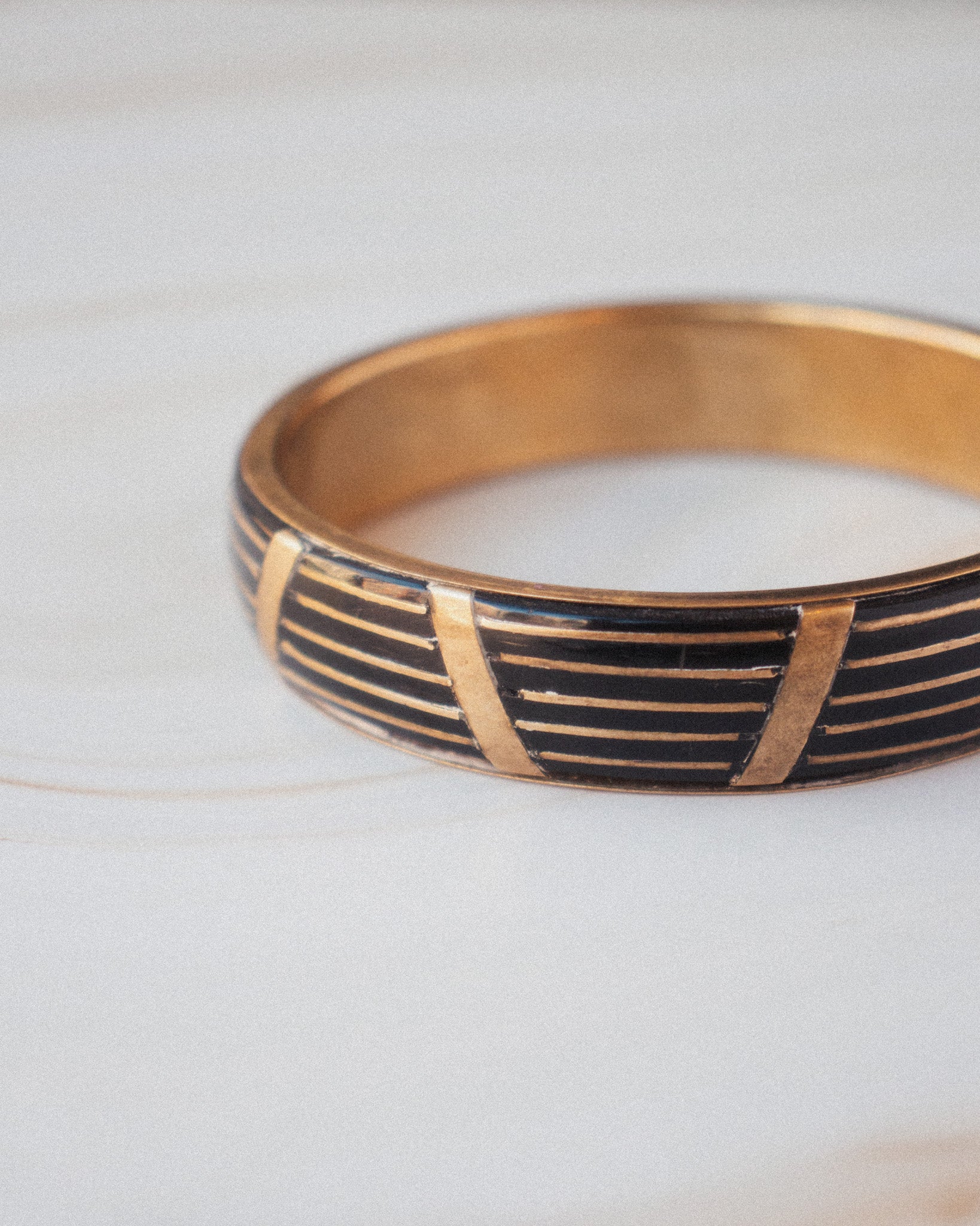Vintage Black and Gold Bangle