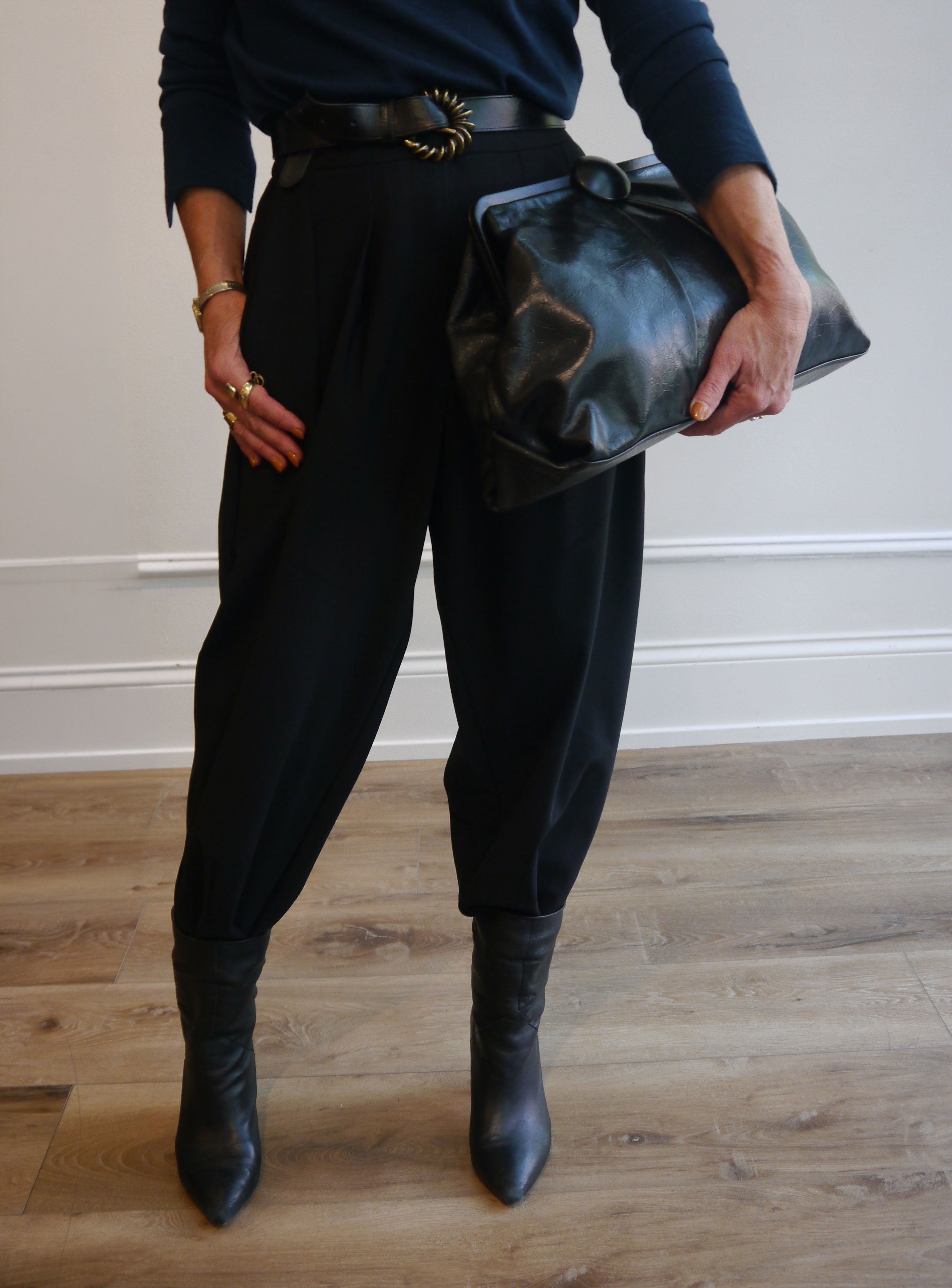 Tailored Black Tapered Trousers | High-Waisted Ankle Pant