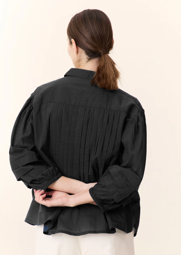 Chimi Shirt | Relaxed Fit Cotton Pleated Button Down