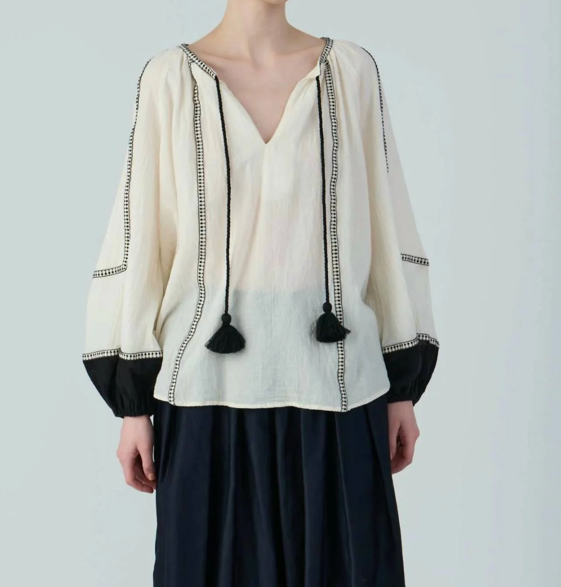 Epilogue B/W Blouse