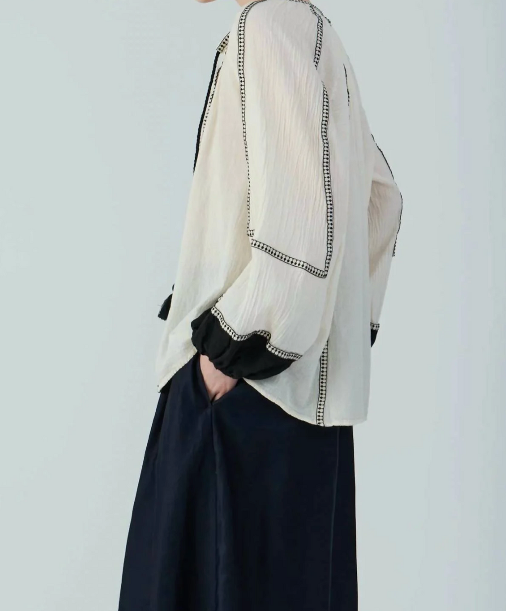 Epilogue B/W Blouse