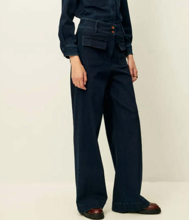 Manhattan Denim Black Pant