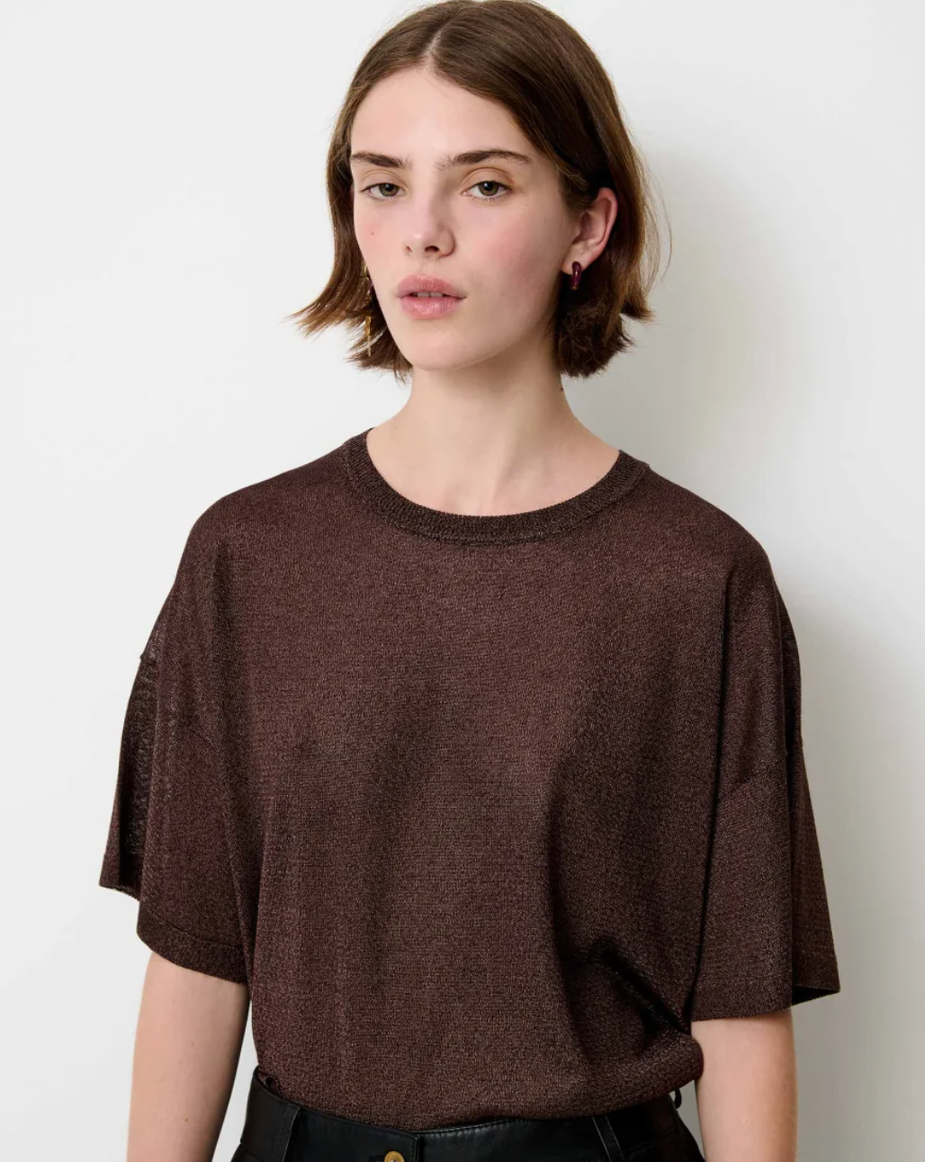 Ronn T-shirt | Lightly Sheer + Glossy knitted top from Italy