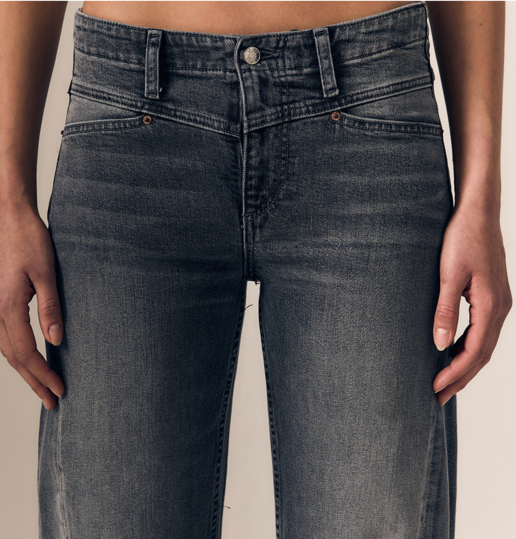 Selena long Jean