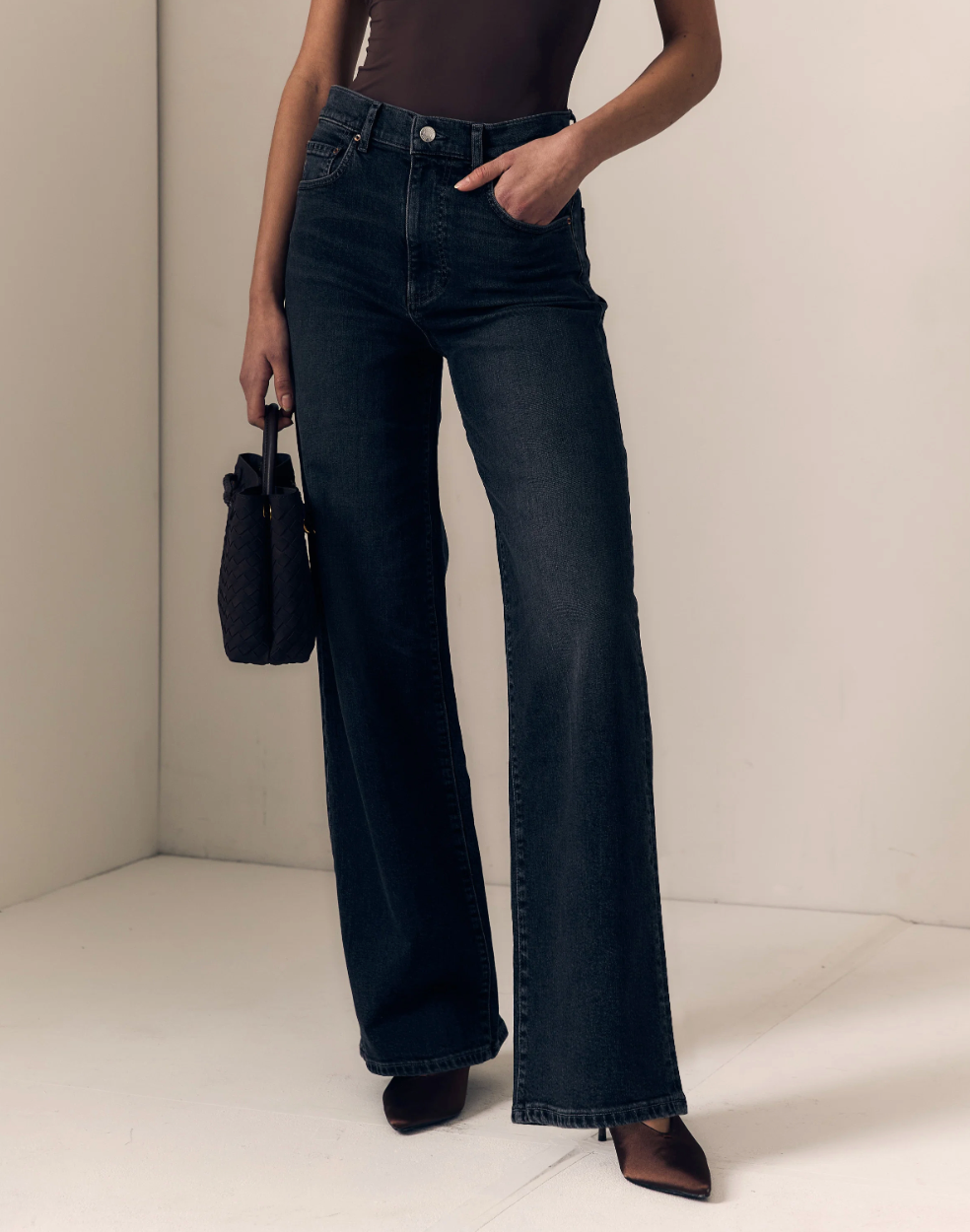 Le Jean Column Denim in Fade to Black