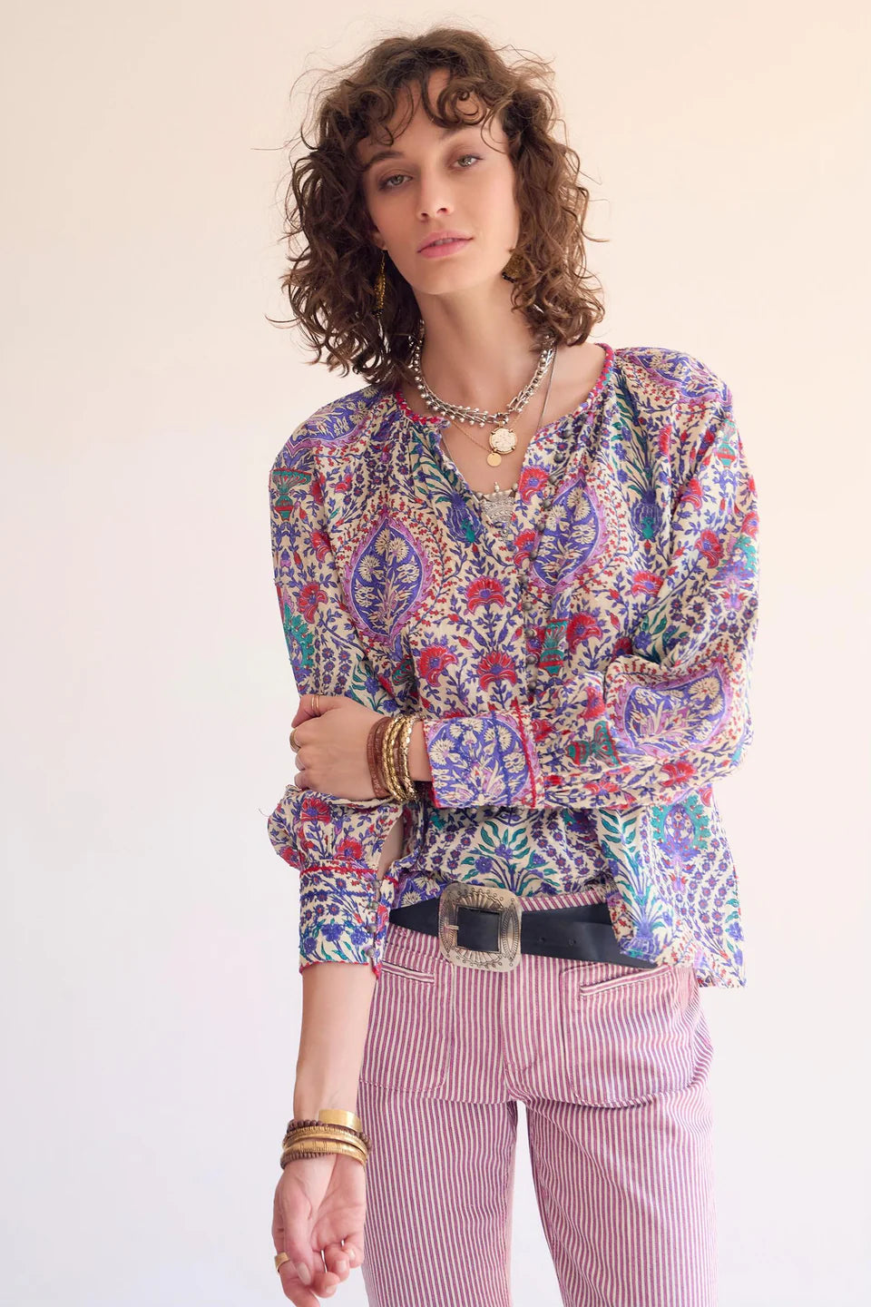 how to mix patterns, stripe and floral pattern mix, spring outfits 