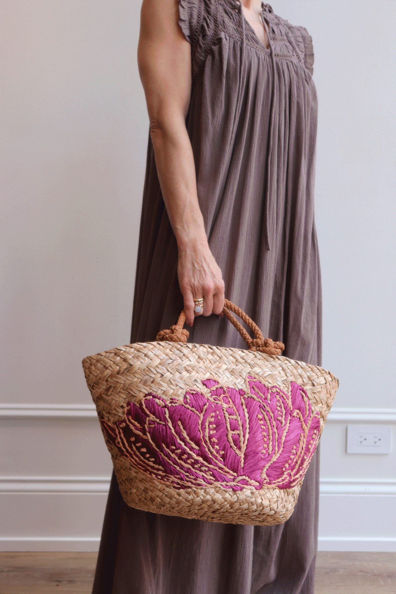 rotating summer handbags 
